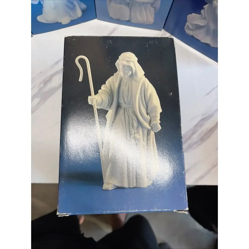 Avon vintage nativity